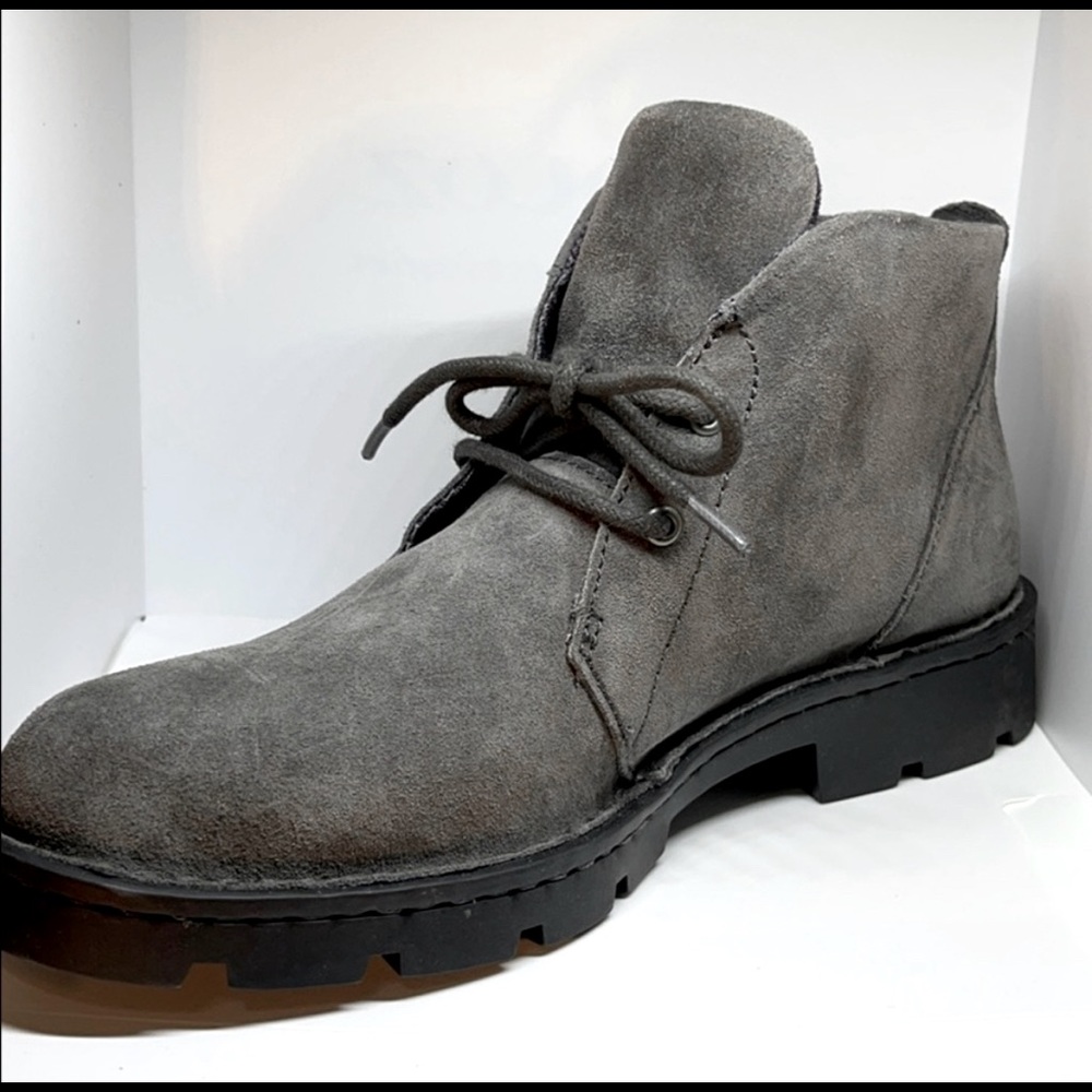 NEW Born Banni Booties Chukka Boots Gray suede